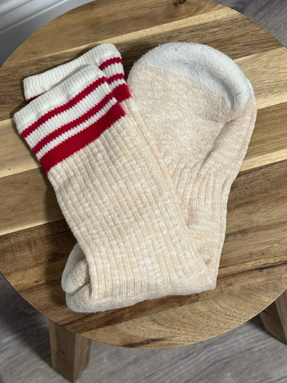 OSFM Ivy Ellis The Torrisdale Crew Socks Vintage Sport Ribbed Cotton Red & Cream